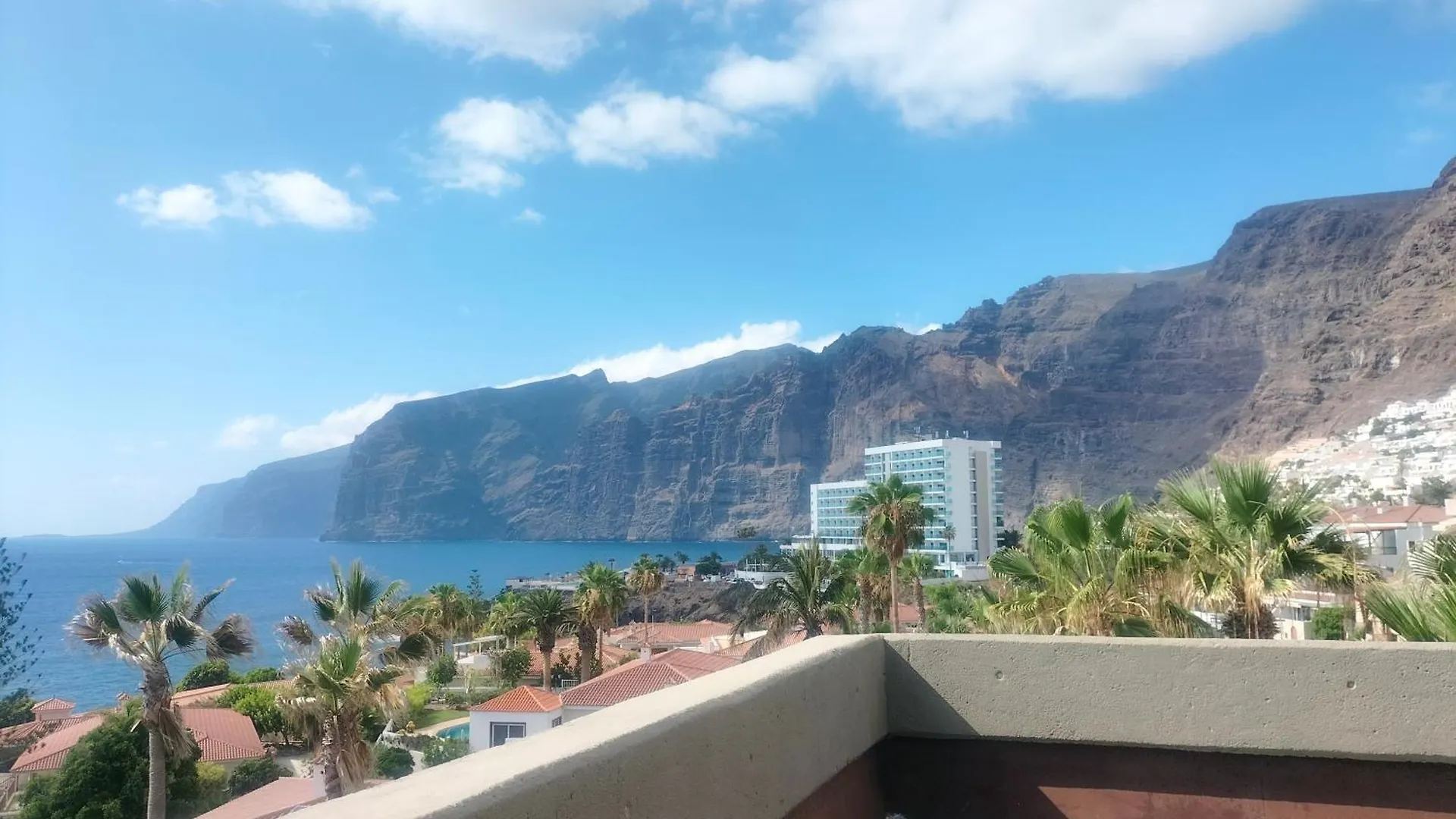 Los Cristianos Tipaki Home Spain